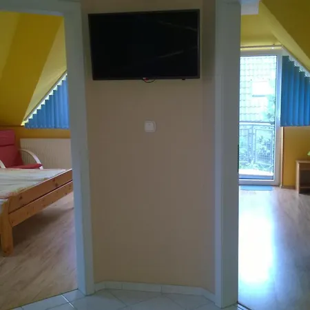 Biro Apartmanhaz * Balatongyörök
